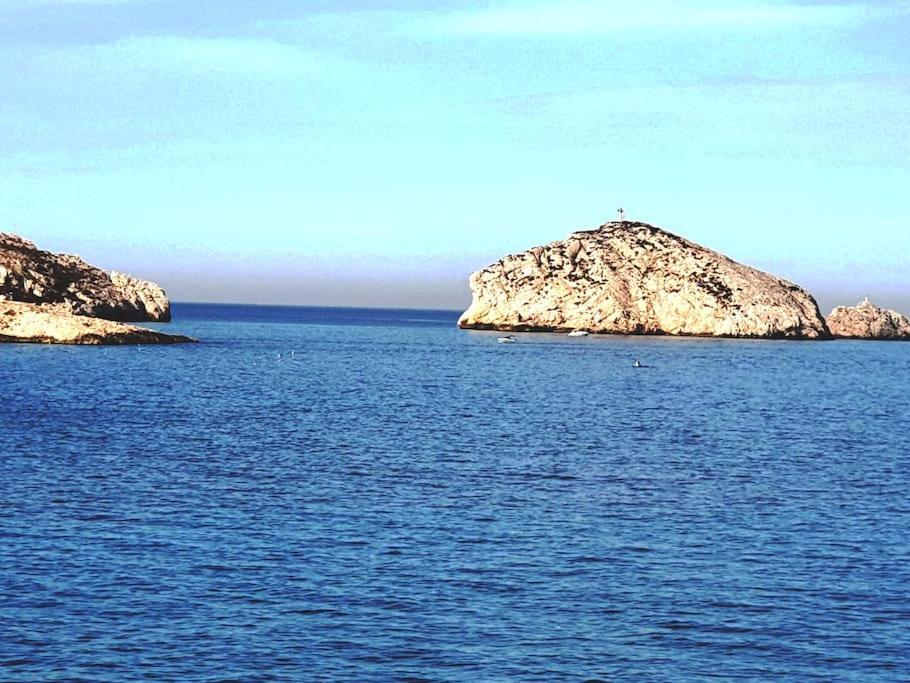 Maison De Village A 35 M Du Bord De Mer Marsilya Dış mekan fotoğraf