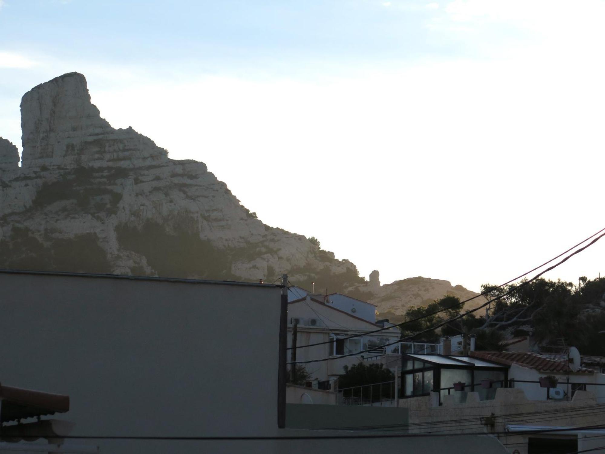 Maison De Village A 35 M Du Bord De Mer Marsilya Dış mekan fotoğraf